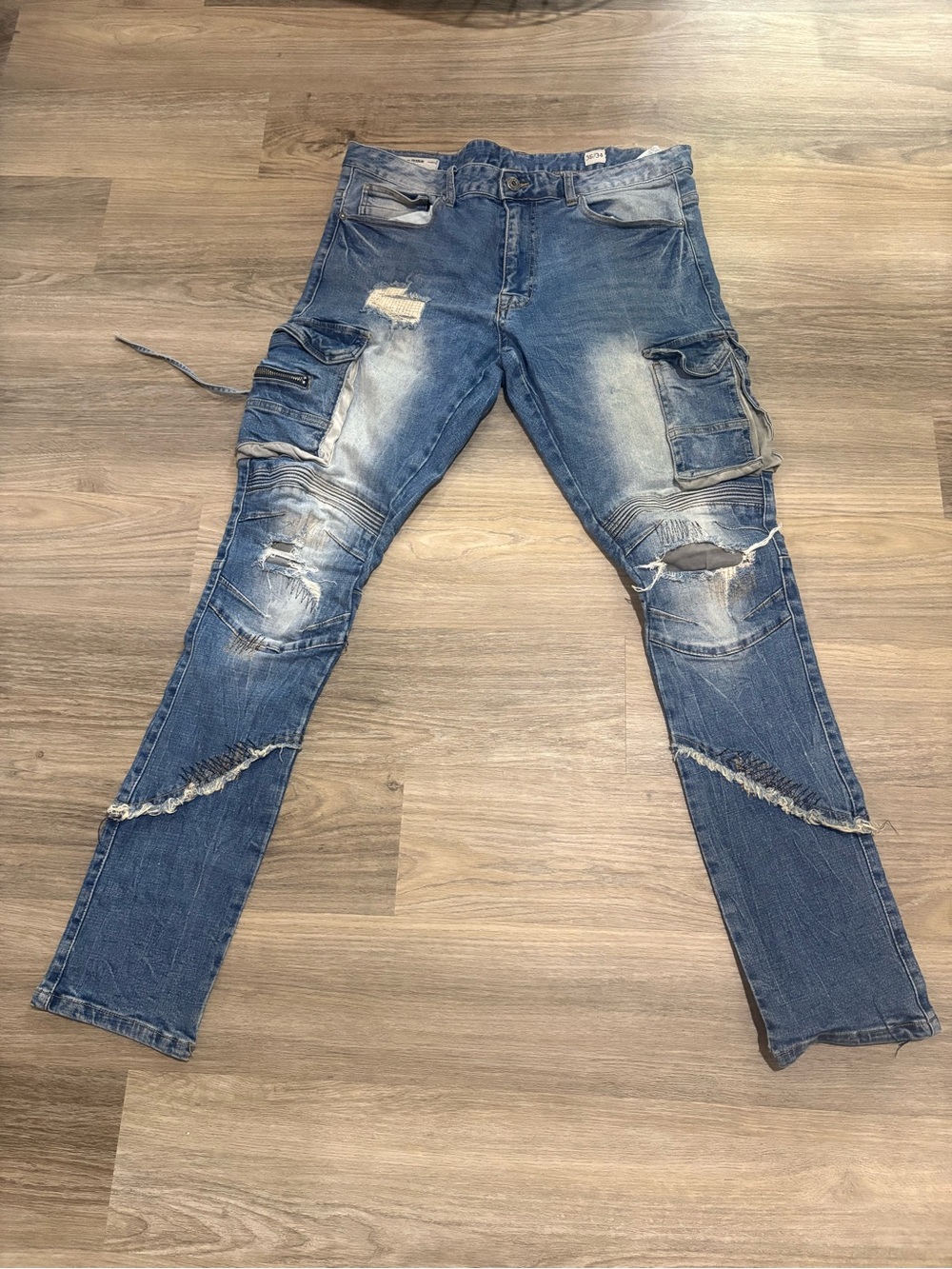 Men's Distressed Skinny Cargo Jeans in Blue